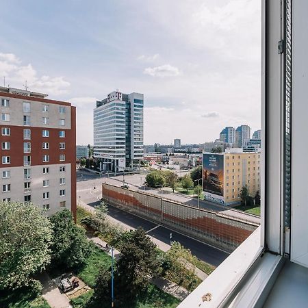 Cozy Apartment In Ruzinov 布拉迪斯拉发 外观 照片